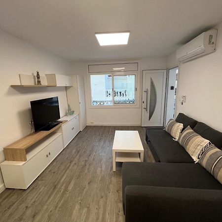 Apartamento En La Playa. Free Parking. Free Wifi L' Escala Eksteriør billede